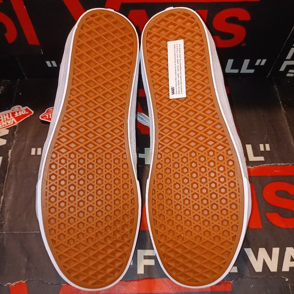 Vans Men's 11 Sk8-Hi Pig Suede Grape Leaf Green/White VN0A4BVT50K - Picture 6 of 14